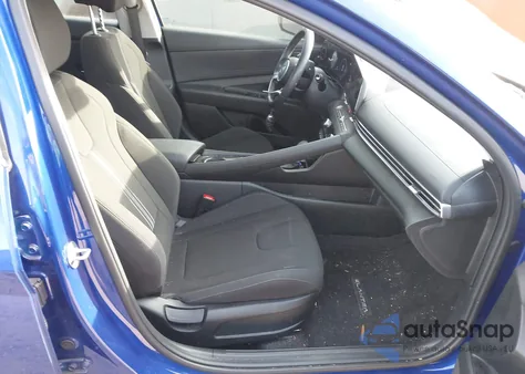 2024 Hyundai Elantra Sel z USA, uszkodzony, nr VIN KMHLS4DG3RU674098